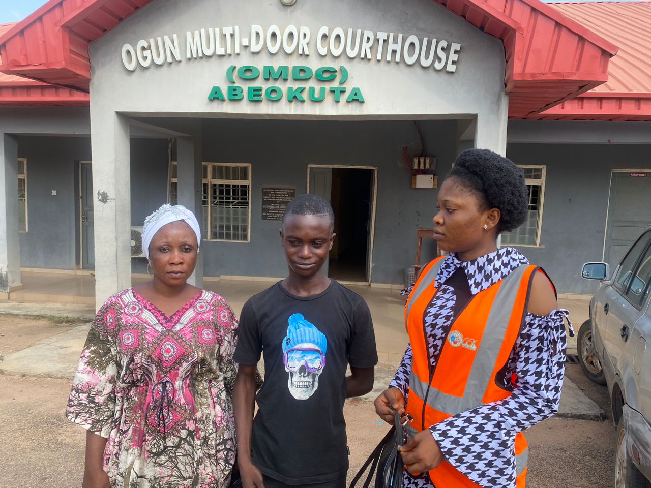 <strong>NEW’S STORY ON AKINWUNMI AYOMIDE</strong>