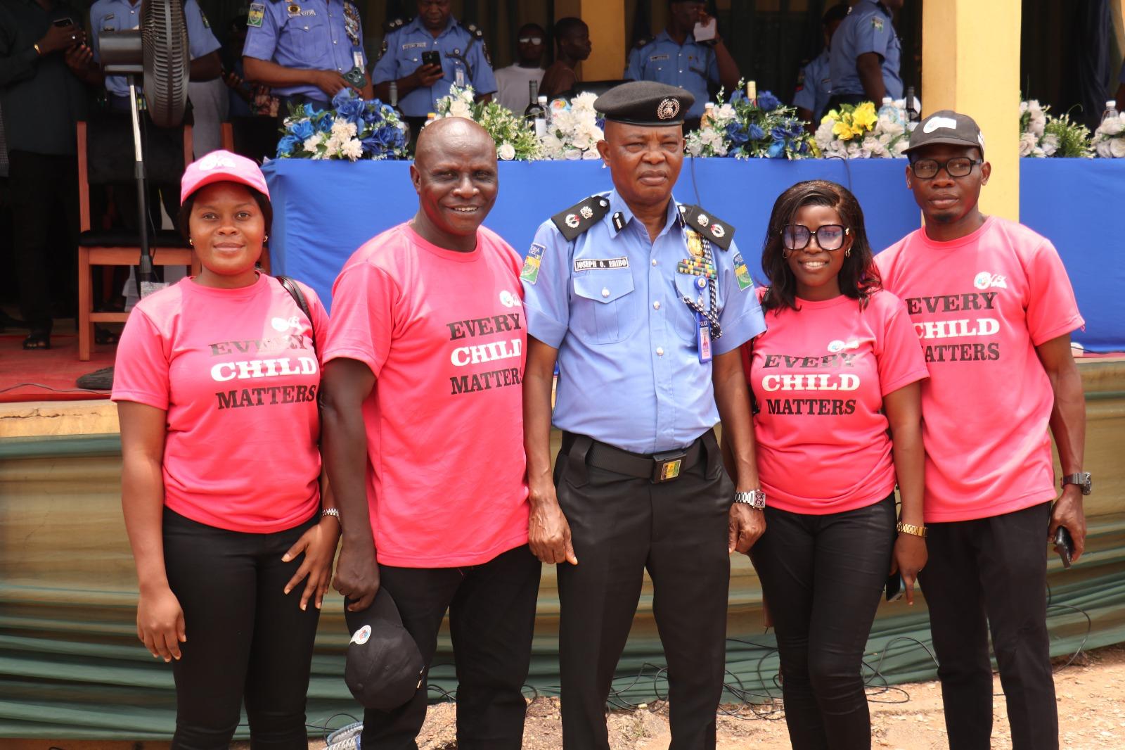 GSkI Team Meets with the Commissioner of Police